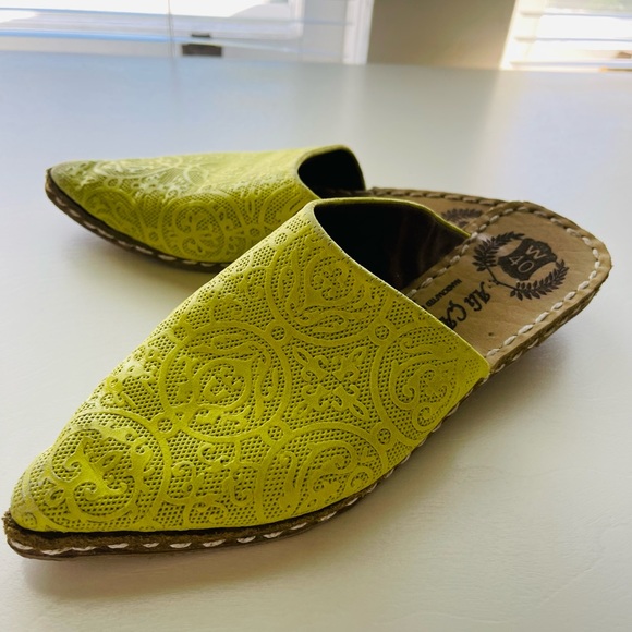 Handmade Leather Turkish Flats - Picture 3 of 7